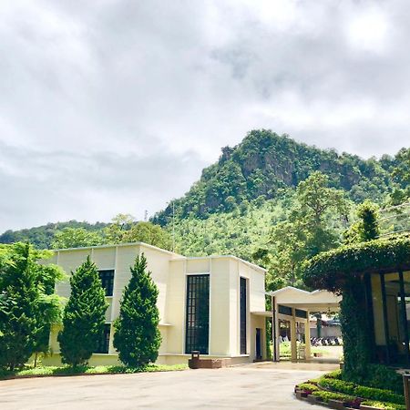 Taunggyi Hotel Exterior foto