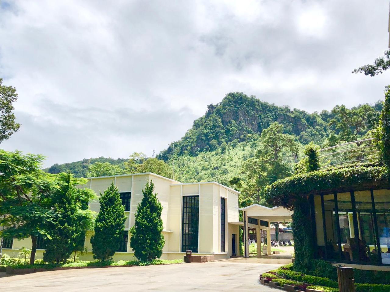 Taunggyi Hotel Exterior foto
